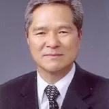 Portrait of Prof. Dr. Dong Hwa Kim
